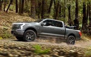   Ford F-150 Lightning - 2021