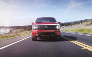   Ford F-150 Lightning - 2021