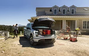   Ford F-150 Lightning - 2021