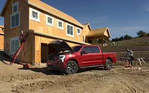   Ford F-150 Lightning - 2021