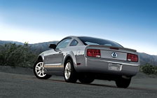   Ford Mustang V6 Pony Package - 2008