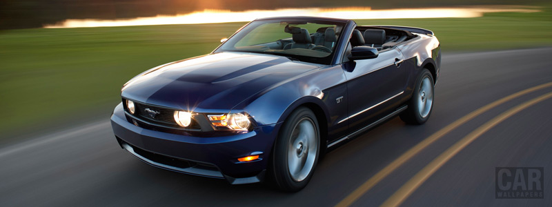   Ford Mustang Convertible - 2010 - Car wallpapers
