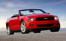   Ford Mustang Convertible - 2010