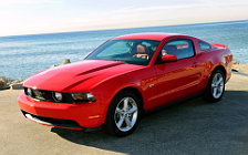   Ford Mustang GT - 2010