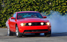   Ford Mustang GT - 2010