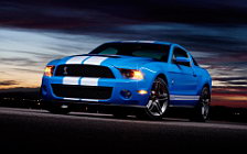   Ford Mustang Shelby GT500 - 2010