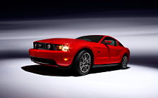   Ford Mustang - 2010