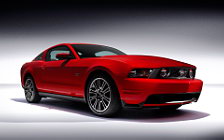   Ford Mustang - 2010