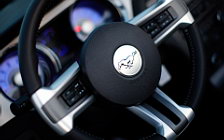   Ford Mustang - 2010