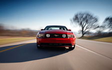   Ford Mustang - 2010