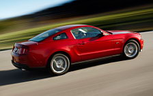   Ford Mustang - 2010