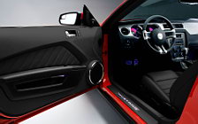   Ford Mustang GT - 2011