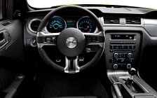   Ford Mustang Boss 302 - 2013