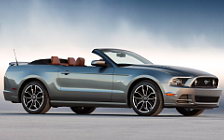   Ford Mustang GT Convertible - 2013