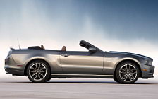   Ford Mustang GT Convertible - 2013