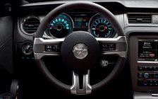   Ford Mustang GT Convertible - 2013