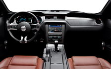   Ford Mustang GT Convertible - 2013
