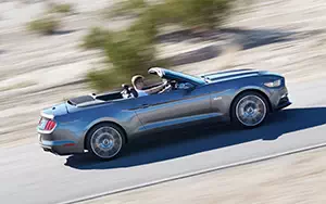   Ford Mustang GT Convertible - 2014