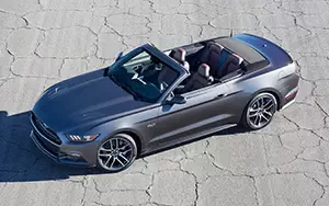   Ford Mustang GT Convertible - 2014