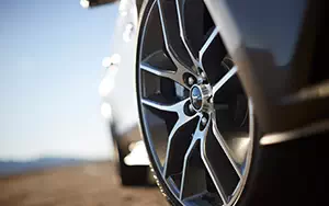   Ford Mustang GT Convertible - 2014