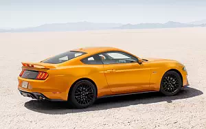   Ford Mustang GT Performance Package - 2017
