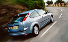   Ford Focus Hatchback 3door - 2004