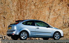   Ford Focus Hatchback 3door - 2004