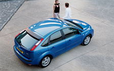   Ford Focus Hatchback 5door - 2004