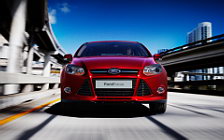   Ford Focus Hatchback 5-door - 2011