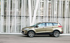   Ford Kuga - 2012