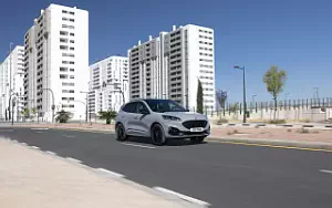  Ford Kuga Plug-In Hybrid Graphite Tech Edition EU-spec - 2023