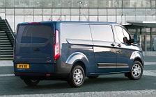   Ford Transit Custom LWB UK-spec - 2012