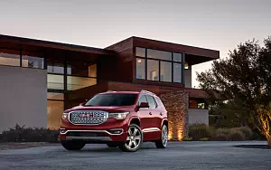   GMC Acadia Denali - 2016