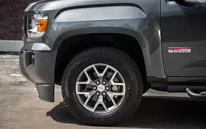   GMC Canyon All Terrain Crew Cab - 2015