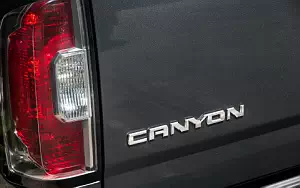   GMC Canyon All Terrain Crew Cab - 2015