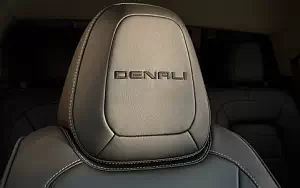   GMC Canyon Denali Crew Cab - 2016