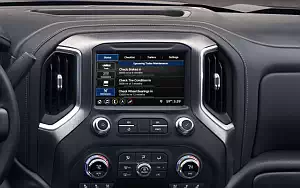   GMC Sierra 2500 HD Denali Crew Cab - 2019