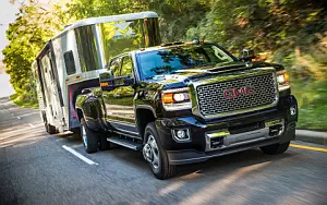   GMC Sierra 3500 HD Denali Crew Cab - 2016