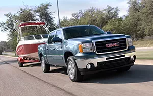   GMC Sierra Hybrid Crew Cab - 2009