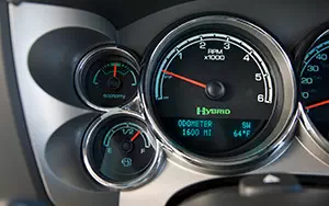   GMC Sierra Hybrid Crew Cab - 2009
