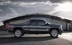   GMC Sierra All Terrain Extended Cab - 2013