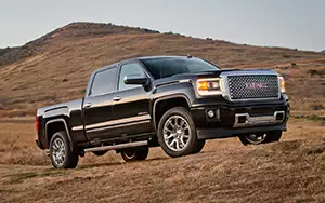   GMC Sierra Denali Crew Cab - 2013