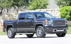   GMC Sierra Denali Crew Cab - 2014