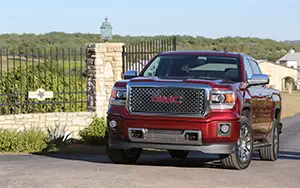   GMC Sierra Denali Crew Cab - 2014