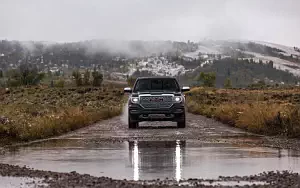   GMC Sierra 1500 Denali Crew Cab - 2017
