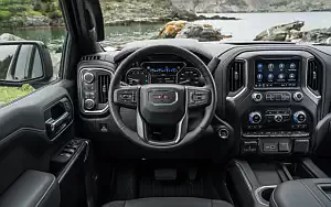   GMC Sierra AT4 Crew Cab - 2018