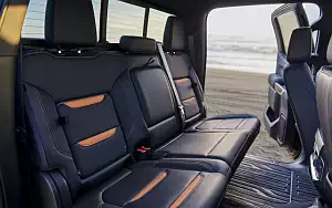   GMC Sierra AT4 Crew Cab - 2018