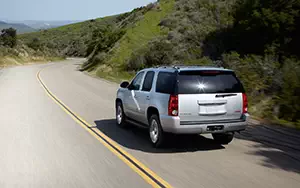   GMC Yukon Denali - 2012
