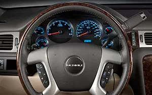   GMC Yukon Denali - 2012