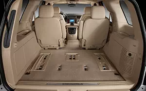   GMC Yukon Denali - 2012